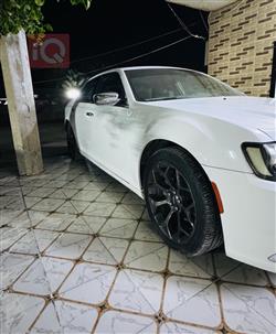 کرایسلەر 300